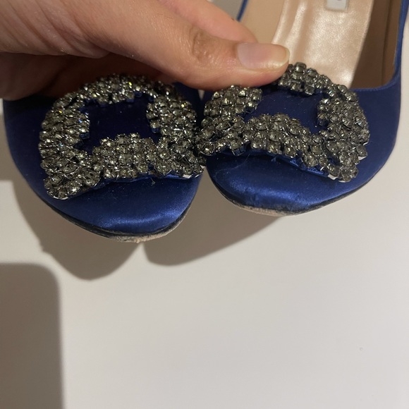 Manolo Blahnik Hangisi - Picture 9 of 11